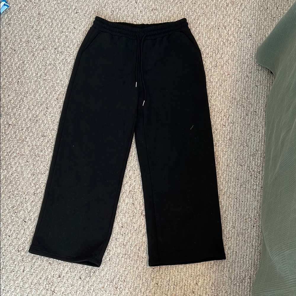 Black Wide-Leg Pants